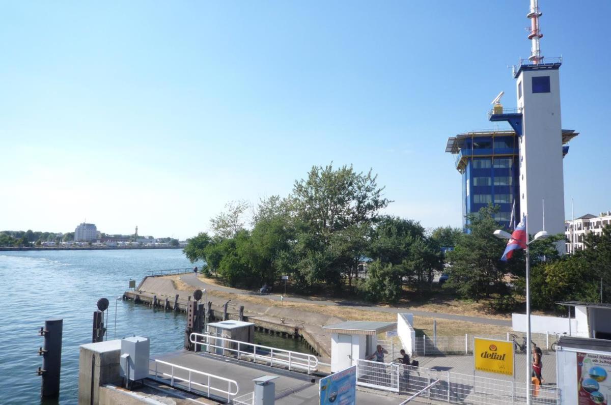 Lotsenhaus/Ostseetoern Росток Екстер'єр фото